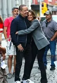 《法律与秩序：特殊受害者 第二十六季》：正义不缺席，揭露黑暗角落里的真相！